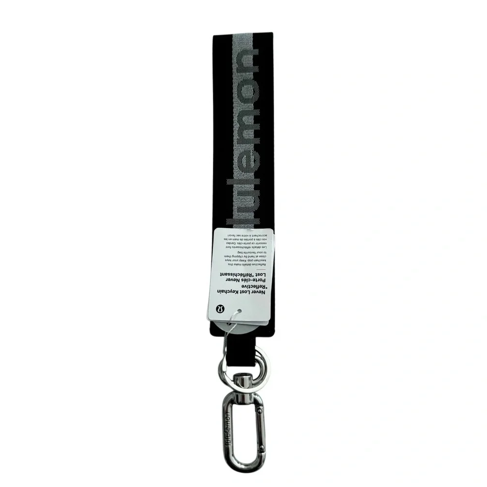 Lululemon Never Lost Keychain Reflective   Black/White/Silver - Picture 12 of 15